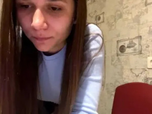 Stream complete clip named BrandeeLangevin Cam porn model from bongacams