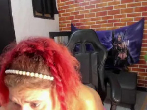 Watch full scene of Yinnath-Grey Cam porn model from bongacams