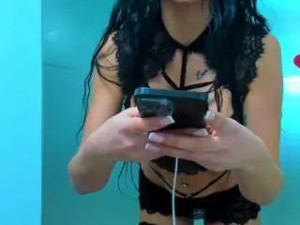 Stream HD scene titled Queenrafaelle Cam porn model from camsoda