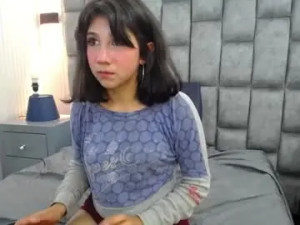 Play uncensored video titled Lili_14 Cam porn model from chaturbate
