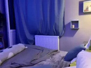 Stream hardcore clip named Holliereinitz Cam porn model from chaturbate