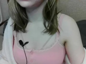 Play this HD scene titled Soffive Cam porn model from bongacams