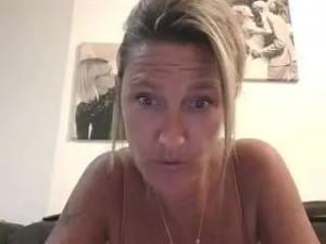 Enjoy watching this uncensored video called Sophietentation Cam porn model from camsoda