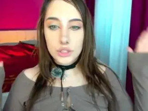 View this uncut scene titled Moranakitty Cam porn model from camsoda