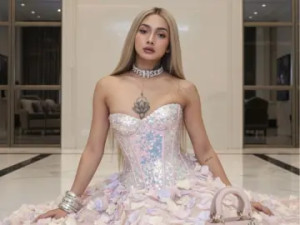 Enjoy watching the uncut video named SammJenner, 27 years old, trans