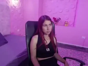 Enjoy watching uncensored movie named Fresita17_ Cam porn model from chaturbate