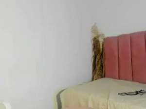 Stream uncut scene called Magu-15 Cam porn model from bongacams