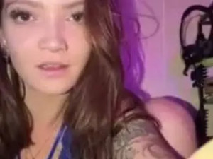 Stream the complete video named Goddessgab1326 Cam porn model from camsoda