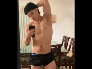 Watch uncensored clip of LiamAndrewz, 22 years old, brown hair male