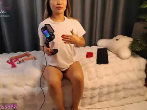 Stream this uncensored movie named Limaa Cam porn model from bongacams