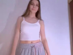 Watch the uncensored scene named Reavoran Cam porn model from chaturbate