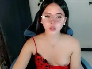 View this complete clip of Seductive_trix Cam porn model from chaturbate