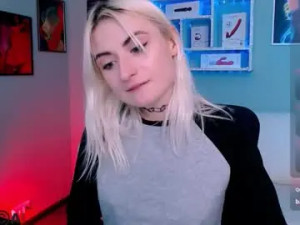 Watch HD video called Zaina_kiss Cam porn model from chaturbate