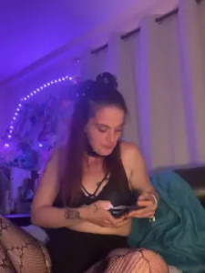 Play the hardcore video of Kittykatbean Cam porn model from cam4