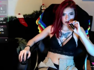 View uncut scene called 3badweed3 Cam porn model from cam4