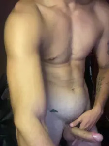 Play the full clip of Alef_vega, 28 years old, male