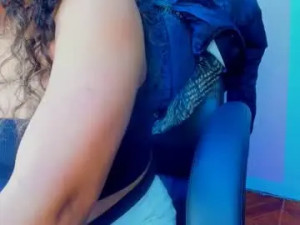 Enjoy watching the uncut scene called Delvalle_girlssex Cam porn model from chaturbate