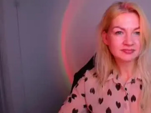 Watch this complete clip named Georgianight Cam porn model from chaturbate