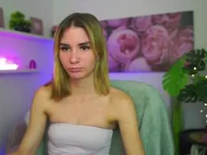 Enjoy watching this HD video titled Bellayoungbae Cam porn model from camsoda