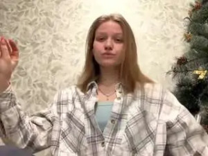 View the full scene of Lahomaneiswonger Cam porn model from camsoda