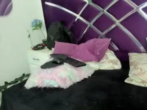 View uncensored movie named Goldyht Cam porn model from chaturbate