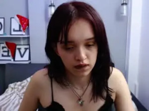 Stream the uncut movie titled Scarlett_skinny_ Cam porn model from chaturbate