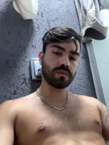 Stream the complete movie named Vilengo23, 24 years old, male