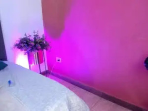 Stream this uncut movie titled Xenarevelo Cam porn model from chaturbate