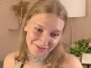 Play this complete clip titled Asyalumi Cam porn model from chaturbate