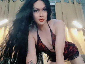 Play the complete scene named KathyMerry, 41 years old, brown hair trans