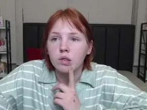 Watch uncut clip titled Evelinaredfox Cam porn model from camsoda