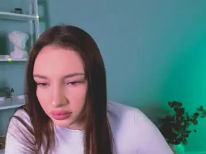 Stream the HD movie of Ellen_haze Cam porn model from chaturbate