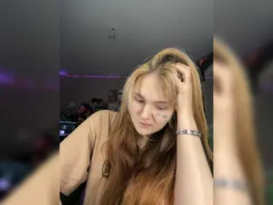 Watch the HD video named LiaaaLi Cam porn model from bongacams