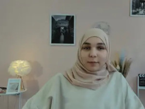 Watch the uncensored movie titled VivaRavotta Cam porn model from cam4