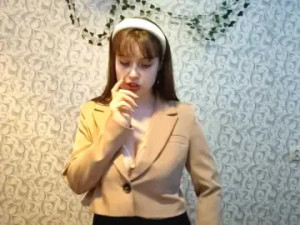 Play complete clip titled CreolaLaughman Cam porn model from bongacams