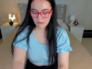 View complete video named Mersedes-rosso Cam porn model from camsoda