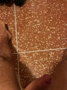 View this uncensored scene named eterocuriosofun, 25 years old, male