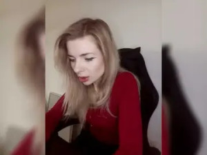 Watch HD clip named Miahollis Cam porn model from bongacams