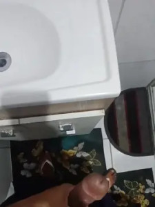 Stream this complete movie titled Vcolz, 37 years old, male