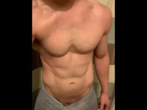 View the HD movie named daddydaydrinkz, 31 years old, male