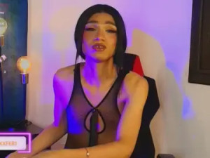 View this full scene named FernandaFox_, 25 years old, trans