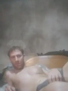 View this uncensored video of colito8, 27 years old, male