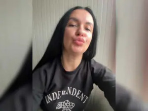 Play the uncensored video titled MoliKisa Cam porn model from bongacams