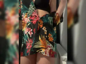 View this complete video of Iuly Cam porn model from bongacams