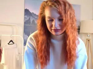 Play this full scene named DonyaPolumbo Cam porn model from cam4