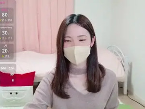 Play the complete clip called Nahooo Cam porn model from stripchat