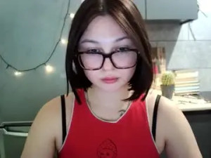 Enjoy watching the uncut scene called Sweet_bella1318 Cam porn model from chaturbate