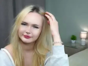 Stream the full clip called Gabrielwyne Cam porn model from chaturbate