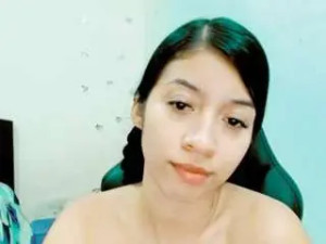 Enjoy watching HD scene of Ellieaurora Cam porn model from camsoda