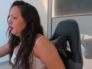 Stream this HD video called Nicol_miracle Cam porn model from chaturbate